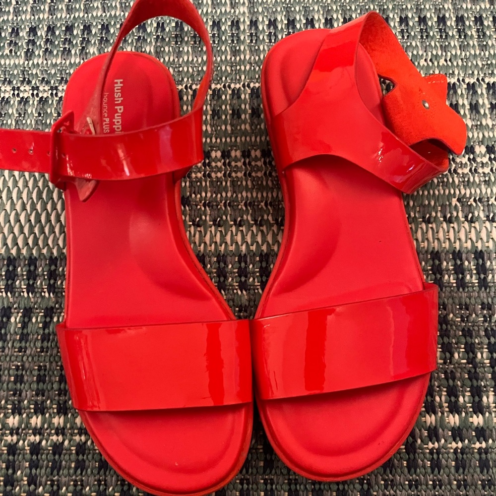 Hush Puppies bouncePLUS sandals